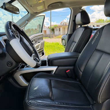 Se vende nissan titan de gasolina pro4x en perfectas condiciones - 9/10