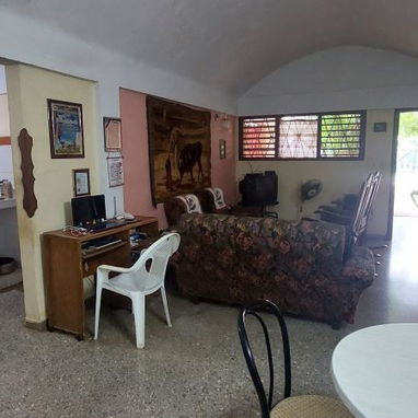 Casa de 3/4 con patio de tierra, en Alamar (HE-37) - Img 101521830