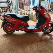 Vendo moto y bateria - Img 56105975
