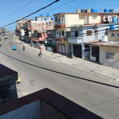 $18.000usd CON CASI TODO DENTRO  En venta apartamento (planta alta) en  Luyanó, 10 de Octubre. CONSTRUCCIÓN  CAPITALISTA - 7/10