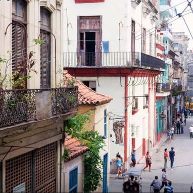 Alquiler de apartamento por tiempo indefinido en La Habana Vieja. Renta de casa de 4 hab por tiempo indefinido - 6/10