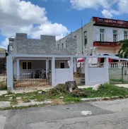 Se vende propiedad en el vedado - Img 50864297