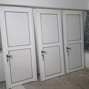 Tayer disponible en puertas de marquetería de aluminio.medidas por encargo - Img 55147099