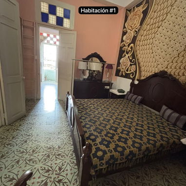 • LR006   🏢 Apartamento en Venta – Prado y Malecón, La Habana - 4/10