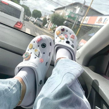 *Las Crocs 🐊en tendencia* - Img 124190066