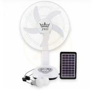 JMD Ventilador Recargable Solar y Por Corriente Directa, de 12". Incluye dos Focos Led y Cable Para Cargar Celular. JD-S - Img 56439087
