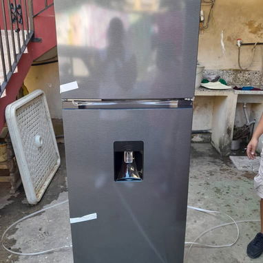 Refrigerador 15 pies SAMSUNG con dispensador de agua congelación seca, Tecnología Inverter Precio 900 USD Mensajería - Img 124439468