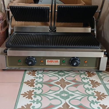 PLANCHA TOSTADORA DE PAN PROFESIONAL 220 VOLT 3600 W NUEVA EN SU CAJA 58080802 - Img 116385634