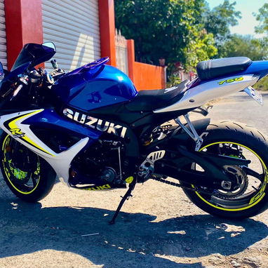 Moto Suzuki GSXR 750CC | 2008| - 3/4