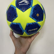 Balón de Futsal RUNIC, size 4 - Img 55971173