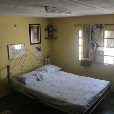 Casa en venta Vedado 3 cuartos + apartamento en azotea + garaje - 10/10