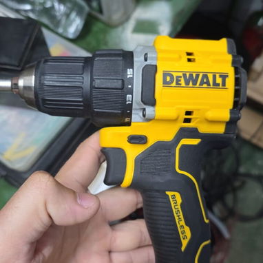 Vendo taladro dewalt atomic y bolso husky - 2/3