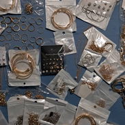 Pulsos, Cadenas, Anillos y Aretes - Img 56525237