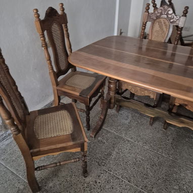 Mesa y 6 sillas - Img 123479729