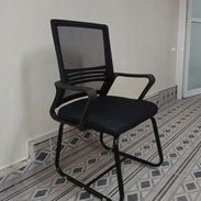 SILLA DE OFICINA CON BRAZOS 5PT# - Img 58369668