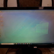 Monitor pantalla plana COMPAQ, tiene la pantalla borrosa, pero se ve y funciona. - Img 56209842