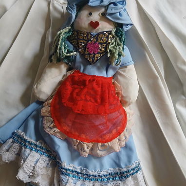 Oso de peluche, muñeca de trapo y yoyo - 3/4