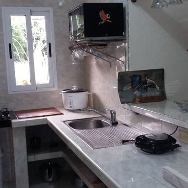Cod.Z 🏠 Villa de lujo en Guanabo para 8 personas: 4 Habitaciones, Jacuzzi y ¡Planta eléctrica! ⚡🌴 - Img 118551066