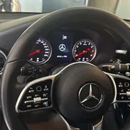 Se vende 4300 Km recorridos, seminuevo. Año de fabricación 2023. MercedesGLC 200. Precio 40.000 € - Img 55721357