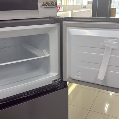 Refrigerador marca Hisense 7.3 pies - Img 123053863