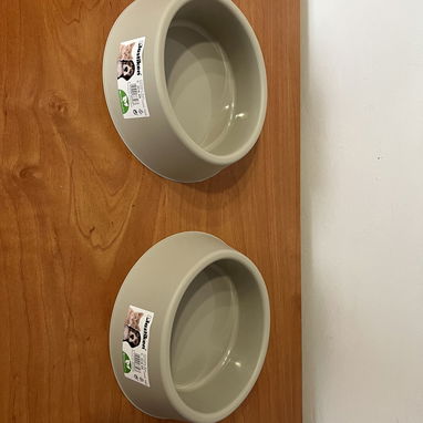 Comederos para razas grandes 2 Litros - Img 106467280