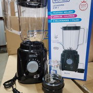 Batidora 1.5 L *ROYAL 🪙 Precio: 35 USD 💰* WhatsApp 51597349 Especificaciones: Licuadora con picador de especias 🍄 - Img 57138121