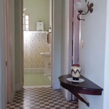 Vendo casa en 1er piso de biplanta en el Vedado, zona alta, 2 terrazas - 7/8