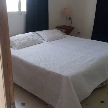 📱 Renta de Hostal con Máximo Confort y Habitaciones con Baño Privado - Img 116115572