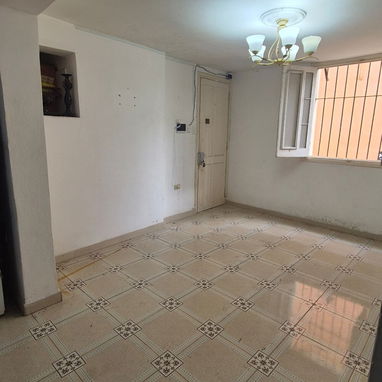 HABANA VIEJA A METROS DEL PARQUE DE LAS PALOMAS APARTAMENTO DUPLEX DE 95M2 - Img 124149522