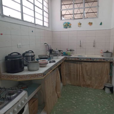 $10.500usd CON TODO Y $8500usd  VACÍA. En venta casa puerta de calle  independiente en Guanabacoa. EL Roble - 4/10