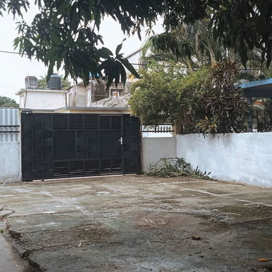 Propiedad en óptimas condiciones en cojimar - Img 92997195