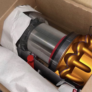 Dyson V15 Vacuum Cleaner - Img 126299886