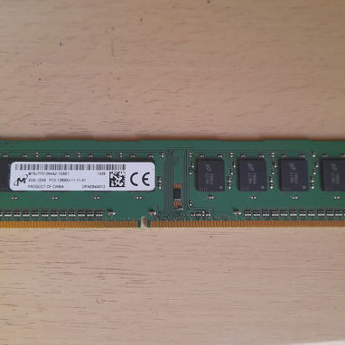 VENDO Ram DDR3 4gb, teclado P2 y Chasis con lector de DVD. Acepto transferencia - Img 124948010
