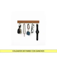 COLGADOR DE PARED CON GANCHOS - Img 55758286