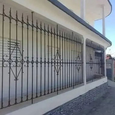 Se realiza trabajos de herrería - Img 124710225