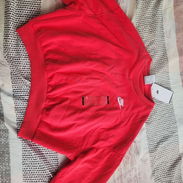 Abrigo Nike totalmente original y nuevo - Img 53997688