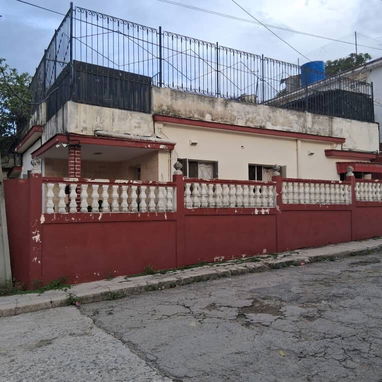 Vendo casa en La Habana con todo dentro. 5/4 & 2 baños. 420m2. 45 mil USD Whatsapp+16092221006 - 2/2