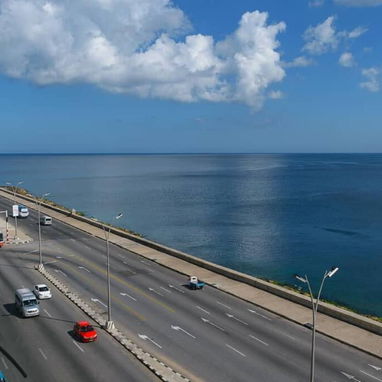 RENTA EN VEDADO - Img 120242921