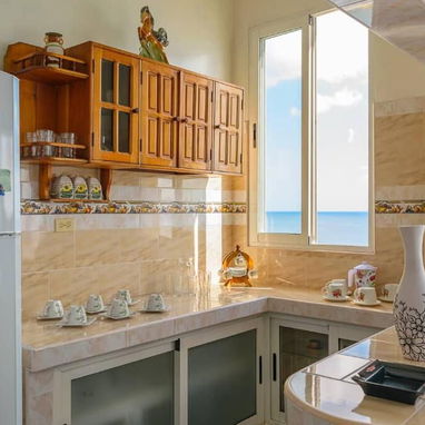 Se alquila lujoso apartamento  de dos habitaciones con vista al mar en el vedado Rdl0002S - Img 113119890