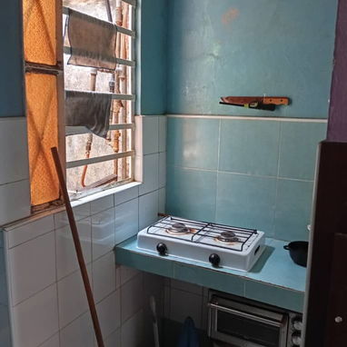 Ref # 82.Ofertaaaa a la venta apto de un cuarto frente de calle con balcón y super céntrico!!!! - 7/10