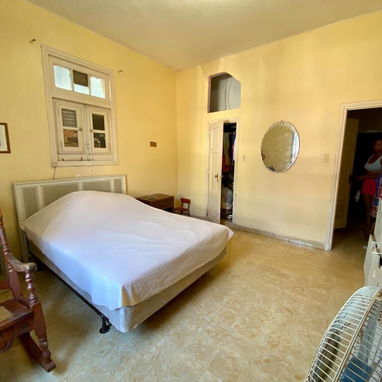 Playa apt 2 ctos y medio 2 baños balcón calle 1er piso - Img 102531692