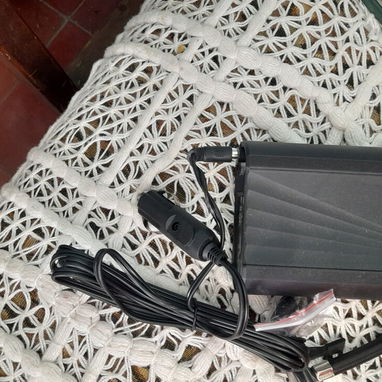 Vendo inflador de cámaras de carros. Compresor. Entrada 13 volts. Para carros con baterías de 12 volts. 15 usd  Llamar a - 2/2