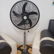 Ventilador de pedestal tipo ciclón 18" - Img 56912477