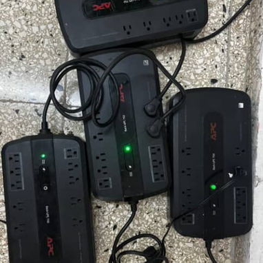 UPS APC 750 VA Y UPS TRIPP-LITE 850 VA TODOS CON SUS BATERIAS NUEVAS LAS BATERIAS SON NUEVAS LEAN BIEN BATERIAS 12 V 9A - Img 125172549
