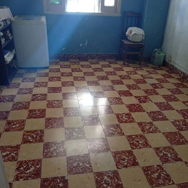_ "$13.000usd CON AJUSTE. En venta  casa-apartamento interior, el 1ro de un  pasillo de 5 aptos en Lawton, 10 de  Octubr - 2/6