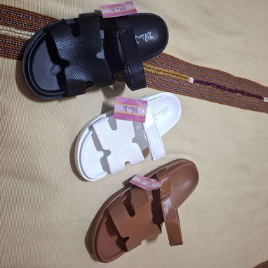 Sandalias (chancletas) tipo Hermes - Img 126783282