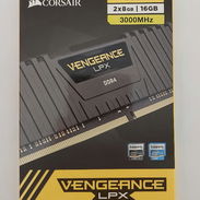 Kit de Memorias Ram DDR4 16GB(2x8GB) CORSAIR Disipada - Img 56822891