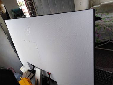 Monitor Dell 27pulgadas - Img main-image