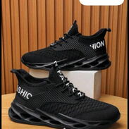 Zapatillas fashion solo por mensajería - Img 45581074