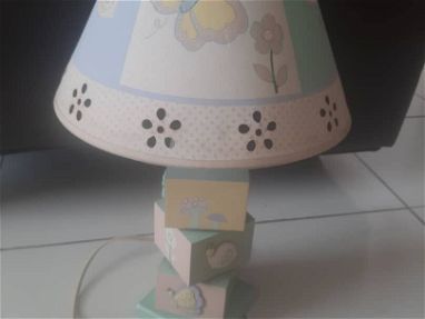 Lámpara de mesa para niños - Img 67096289